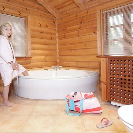 Prázdninový dům Sleeps 8 Vejby Strand